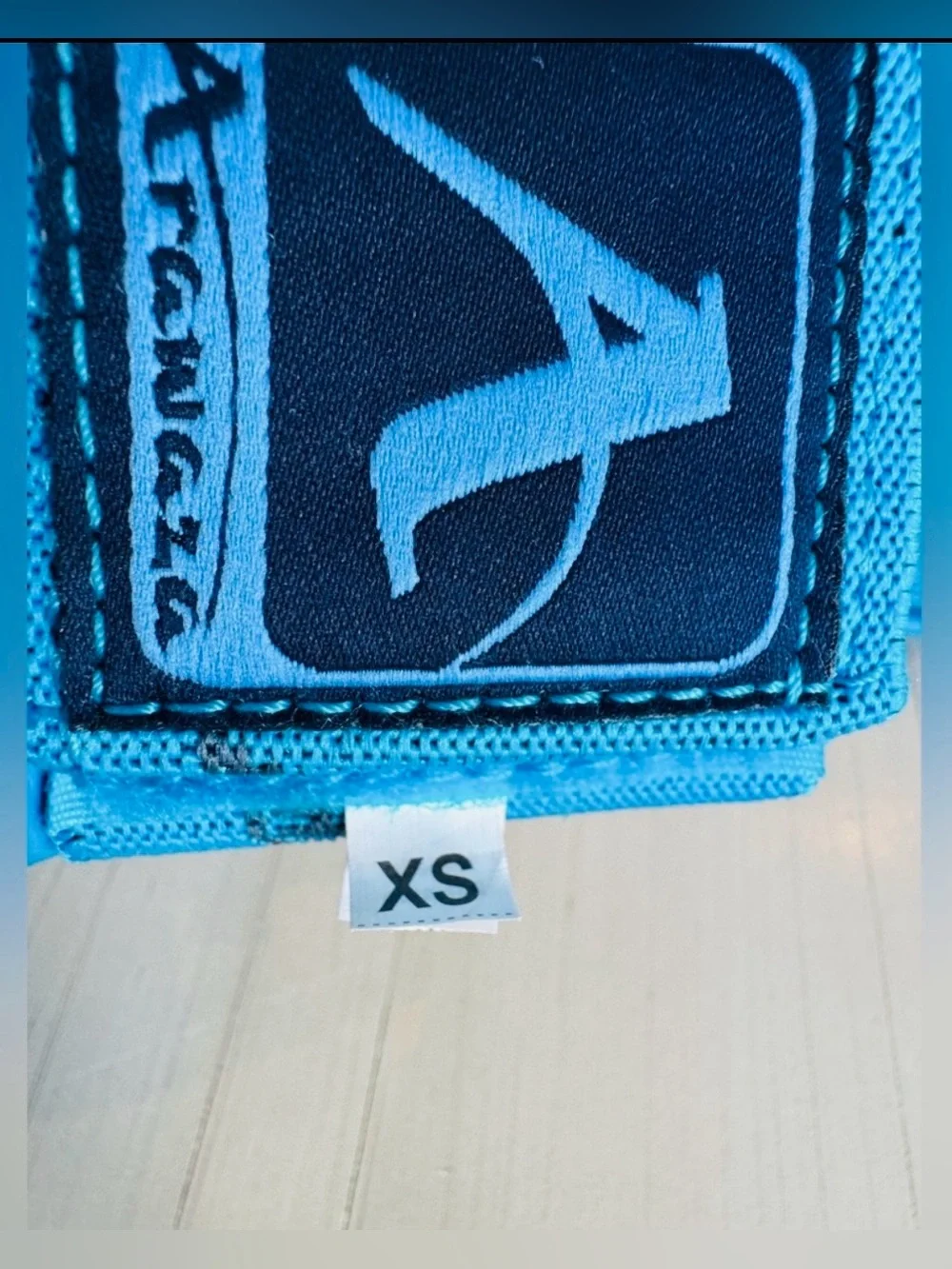 ARAWAZA Youth Fist Gear Gloves Size XS Blue Karate Taekwondo Martial Arts